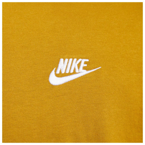 Nike Ανδρική κοντομάνικη μπλούζα Sportswear Club Nike Ανδρική κοντομάνικη μπλούζα Sportswear Club